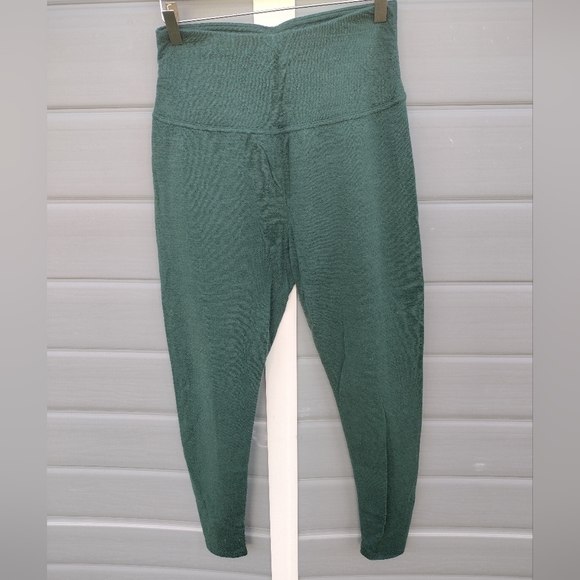 Wicked Wool Womens M Green Merino Blend Layering Leggings Warm Pants - Picture 1 of 7